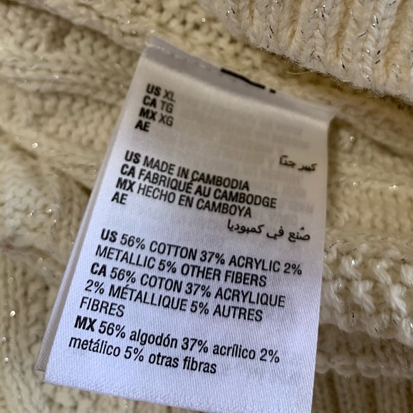 3/$30 STYLE & CO
V-Neck Silver Shine Cable-Knit Long-Sleeve Sweater XL NWT - Picture 10 of 11